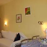 Alekos Houses-sundance *