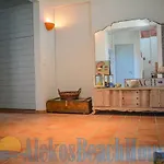 Alekos Houses-sundance Lixouri
