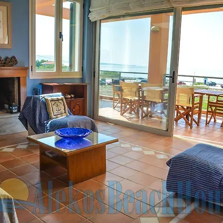 Alekos Houses-sundance Lixouri