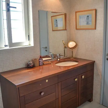 Alekos Houses-sundance *