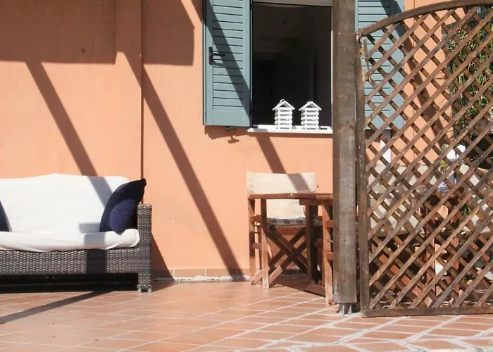 Alekos Houses-sundance *