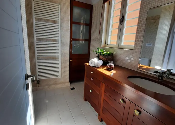 Alekos Houses-sundance *