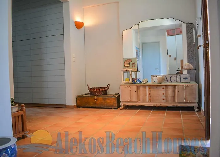 Alekos Houses-sundance Lixouri